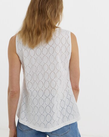 Broderie Vest