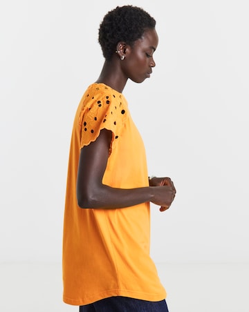 Broderie Shoulder Longline Top