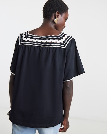 Ric Rac Trim Swing Top