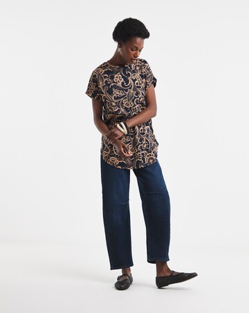 Longline Short Sleeve Curved Hem Top