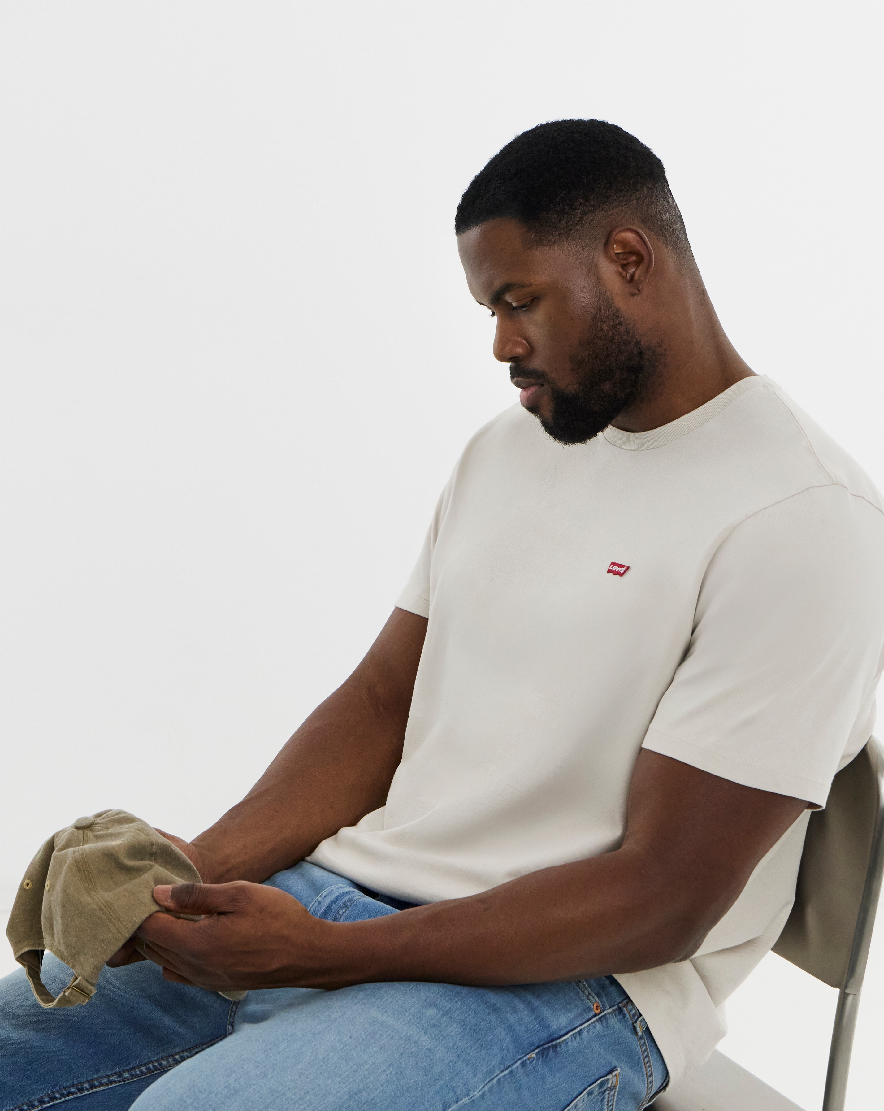 New In - Levi's Housemark T-Shirt - Stone