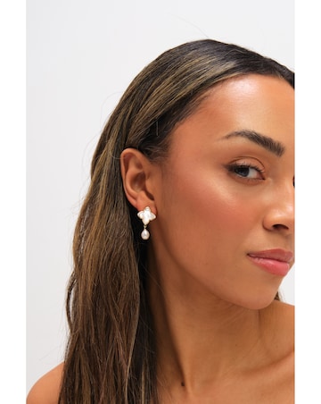 Jon Richard Gold Plated Mother of Pearl and Pearl Clover Earrings