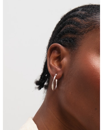 Inicio Sterling Silver Plated Polished Twist Hoop Earrings