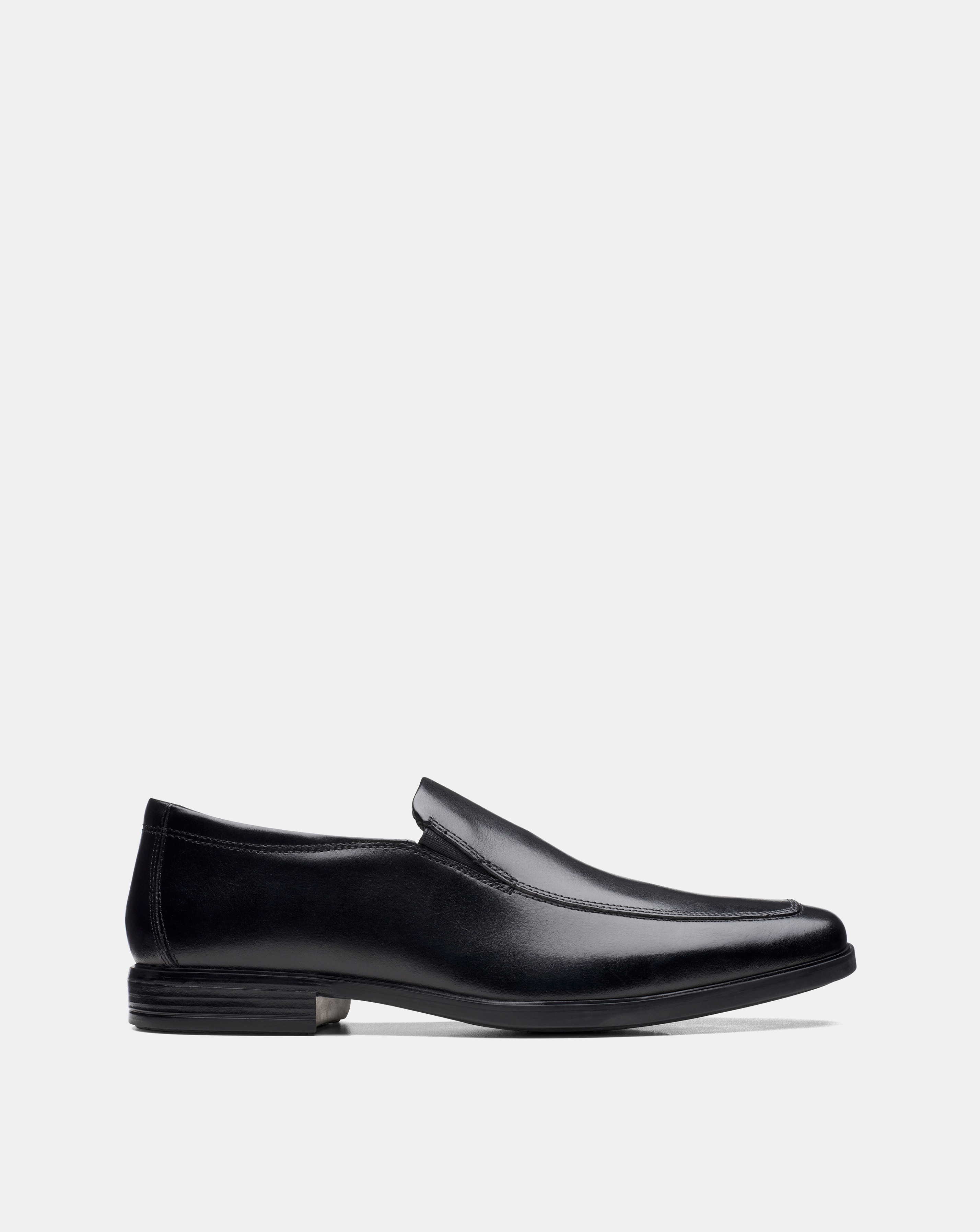Clarks Howard Edge Wide Fit Shoe - Black