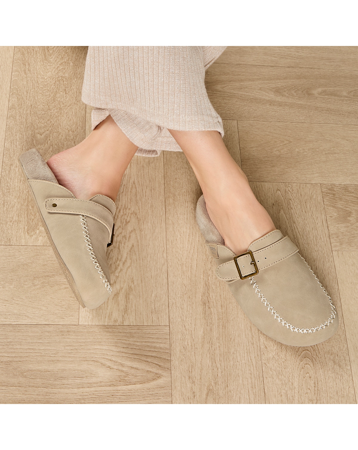 New In - Isotoner Ladies Moccasin Slipper