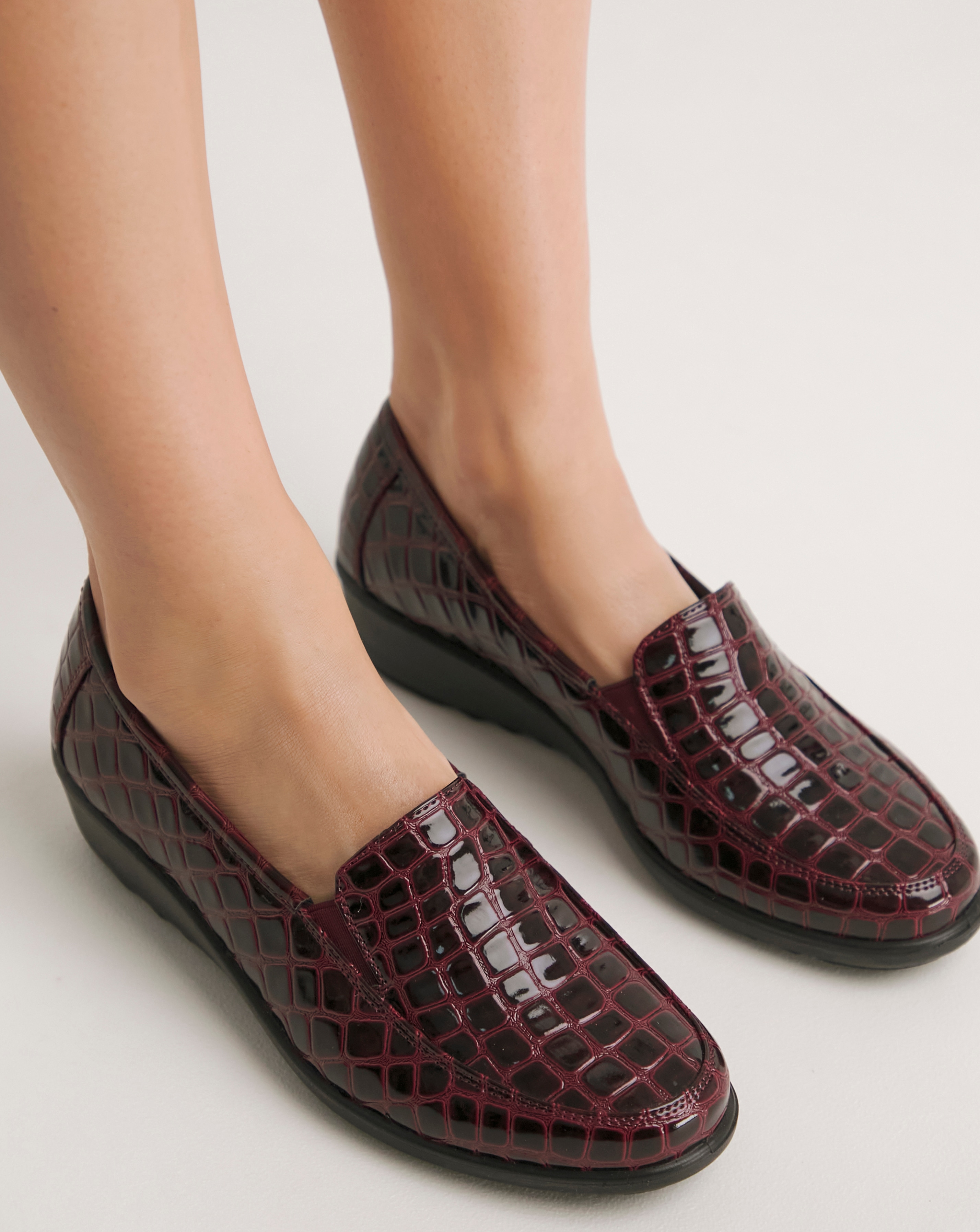Cushion Walk Twin Gusset Loafer EEE Fit