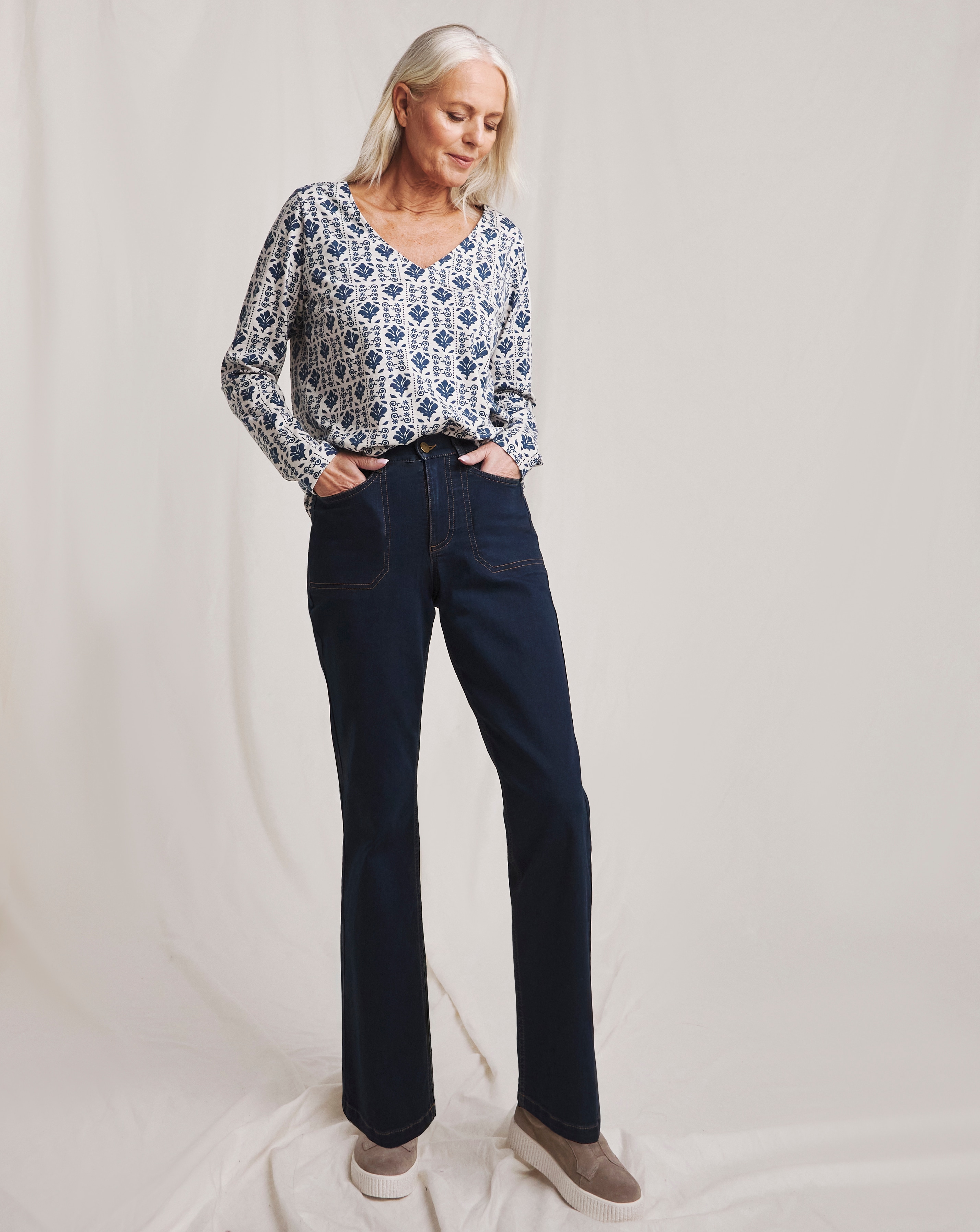 Julipa Straight Fit Jeggings Short