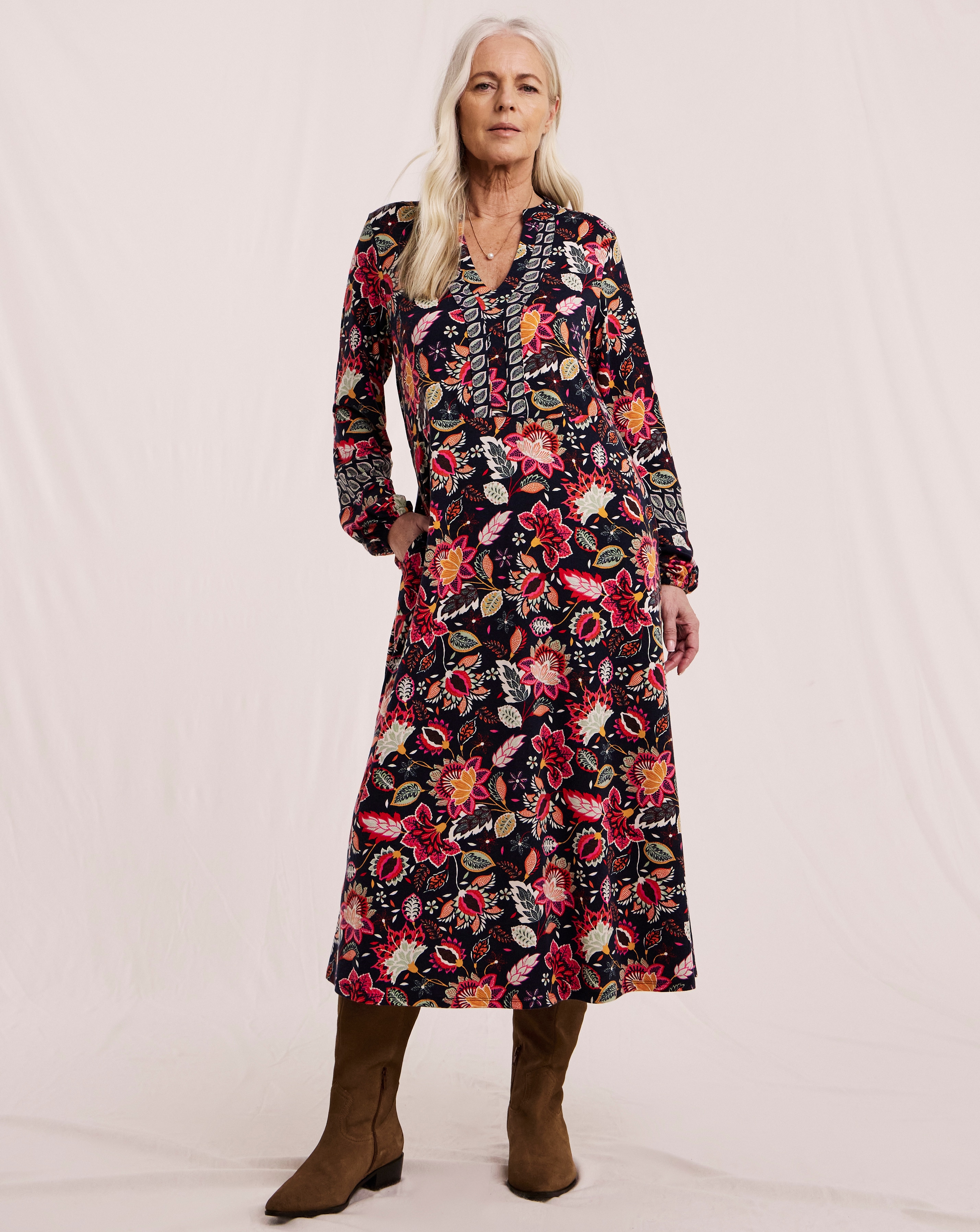 New In - Julipa Contrast Print Jersey Midi Dress