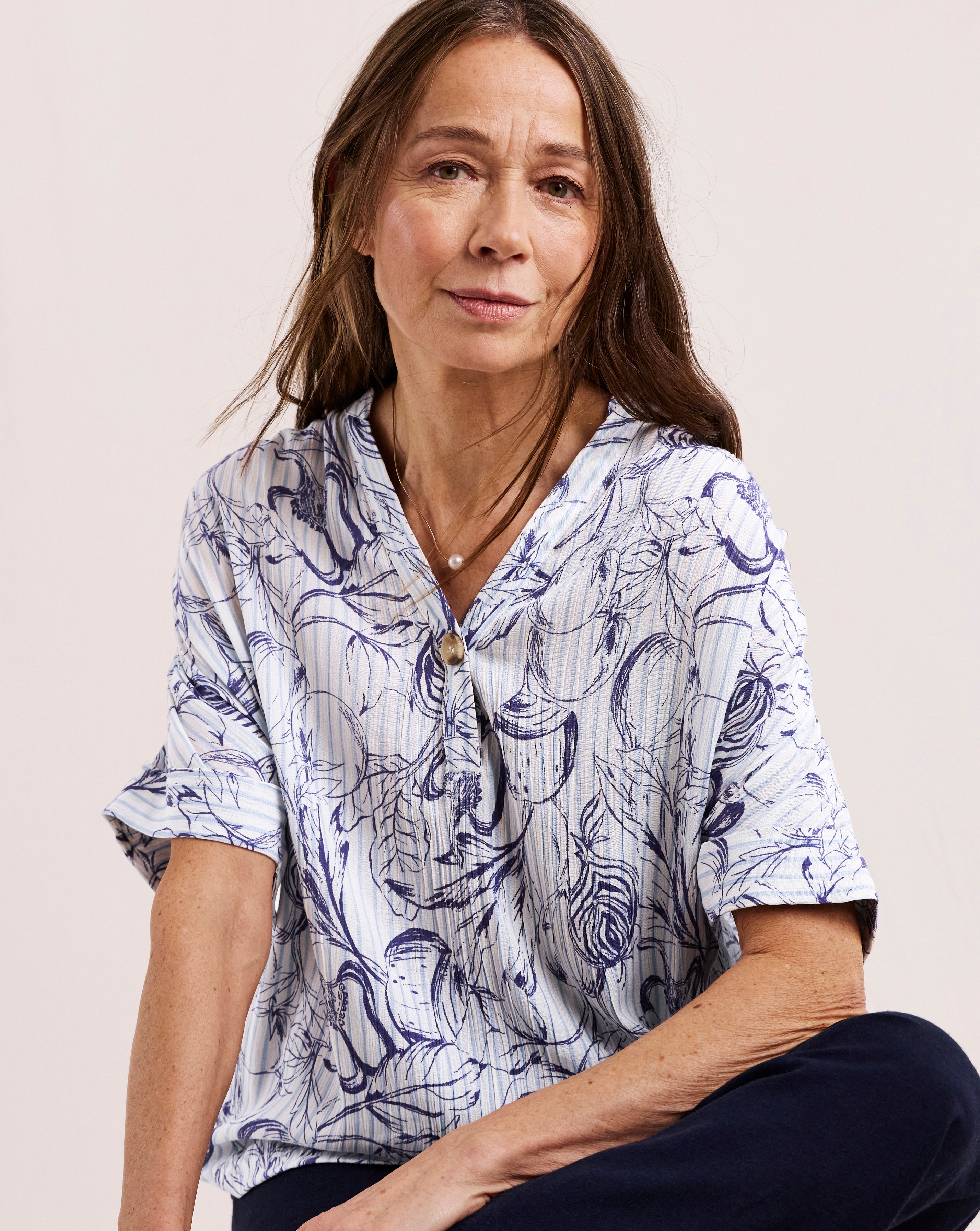 New In - Julipa Crinkle Short Sleeve Top