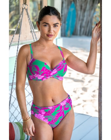 Pour Moi Free Spirit Lightly Padded U/W Twist Front Bikini Top