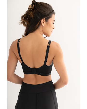 Pour Moi Energy Strive Non-Wired Non-Padded Lined Full Cup Sports Bra