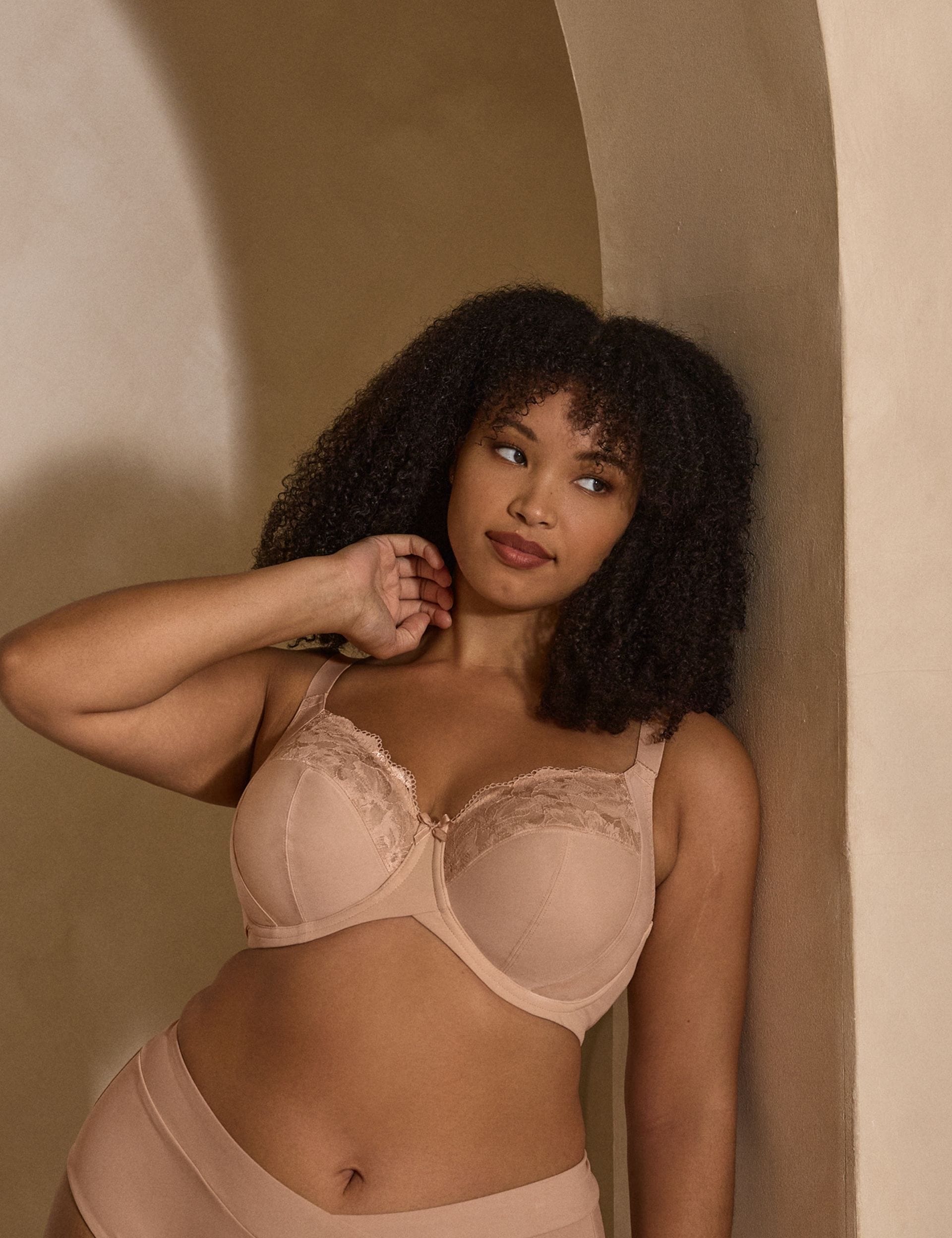 New In - Sculptresse Amara Full Cup Honey Bra