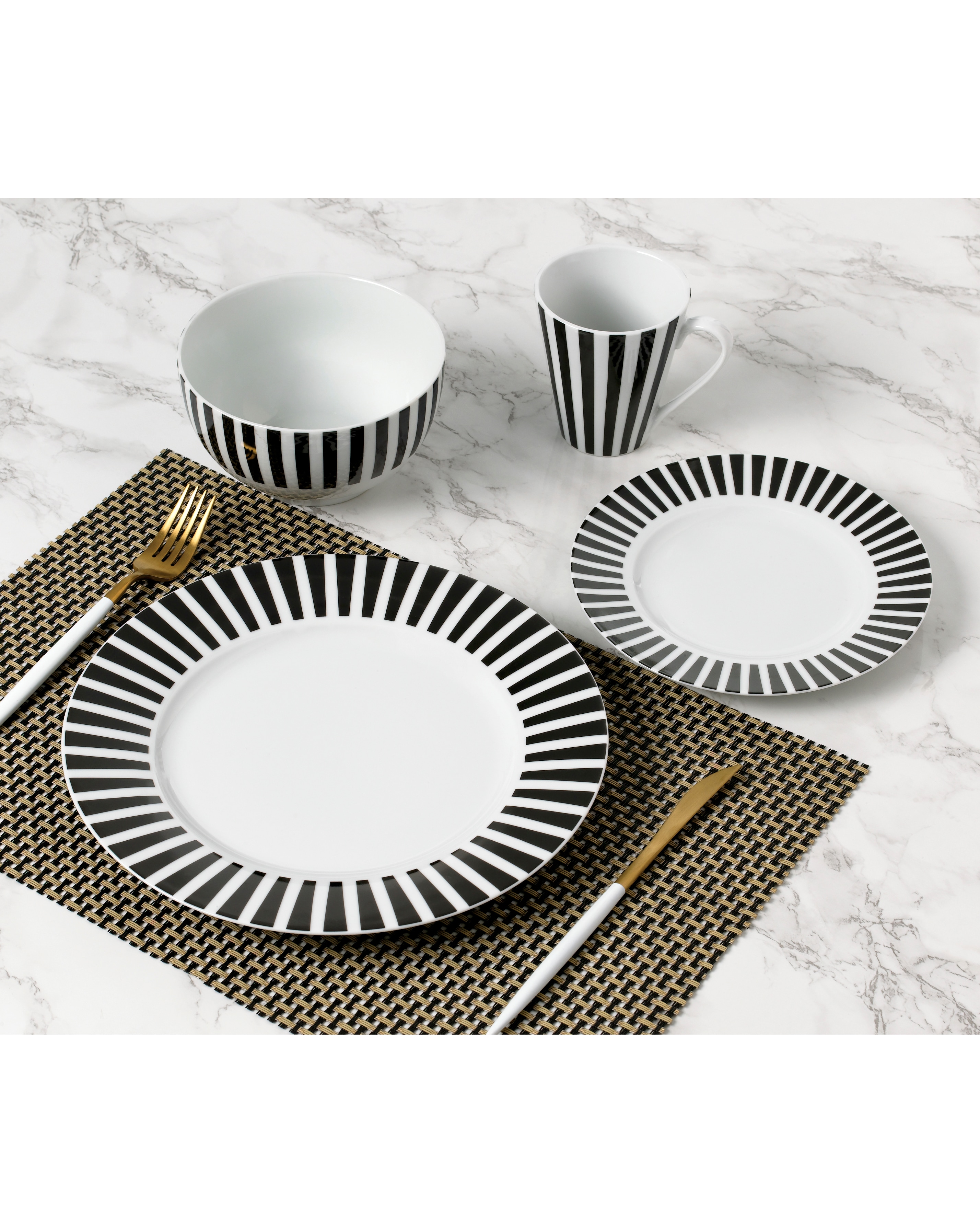 Waterside Stripe 24 Piece Dinner Set