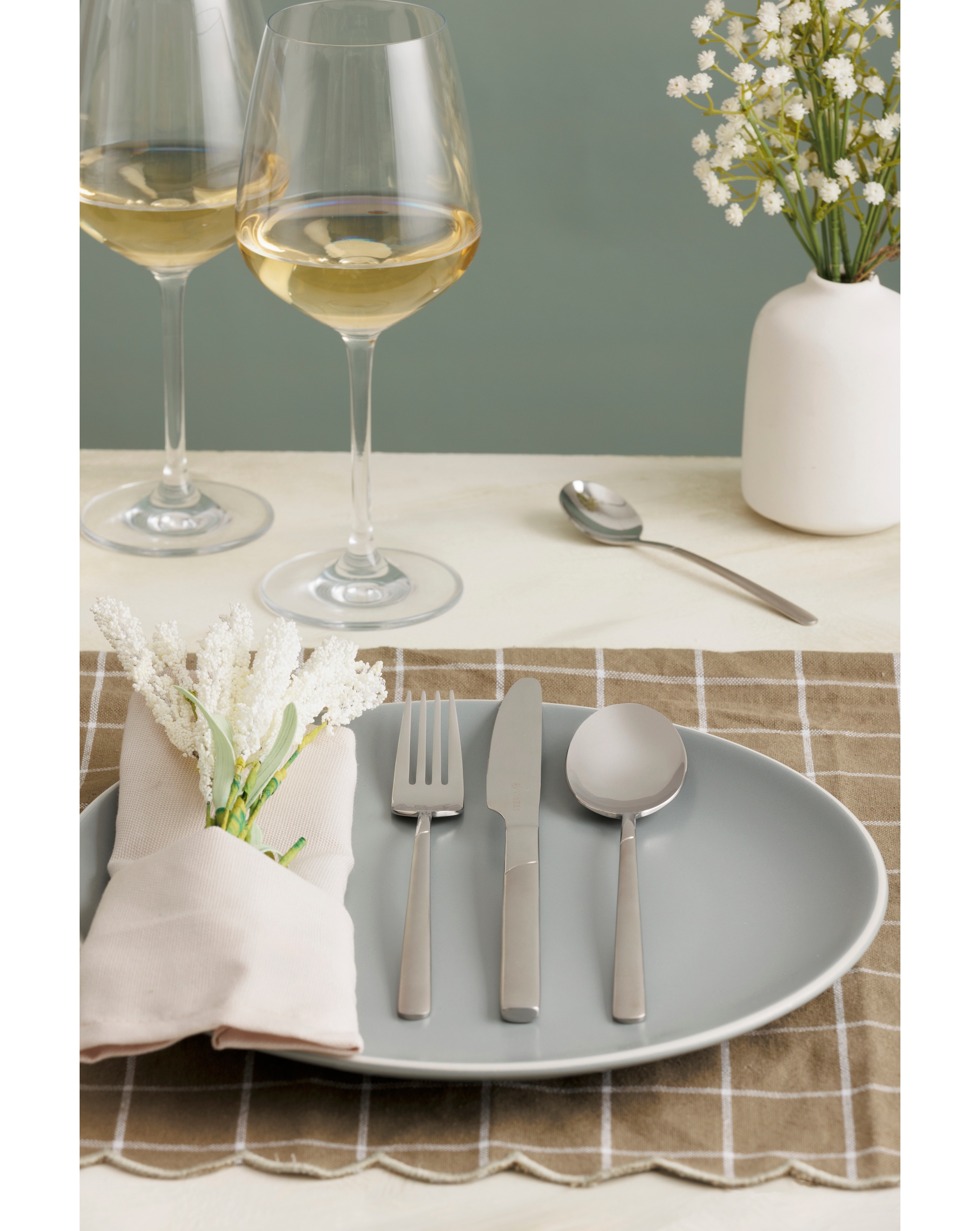 Viners Atlanta 16 Piece Cutlery Set