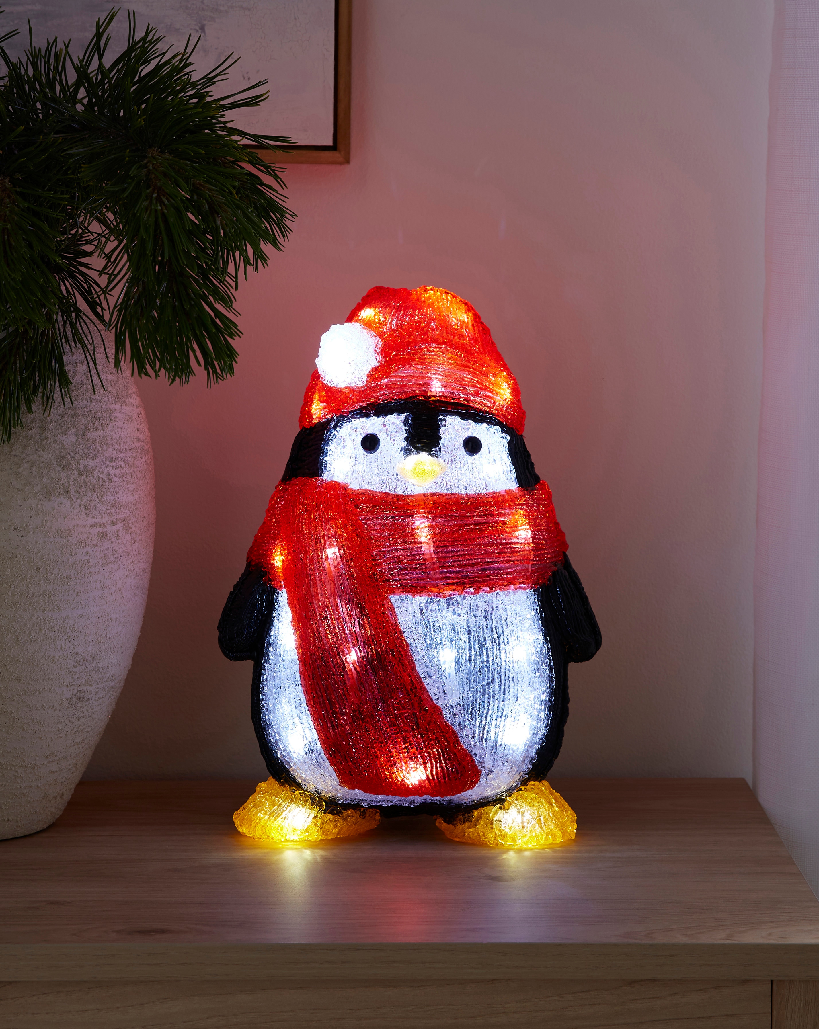 Pepper the Penguin Light