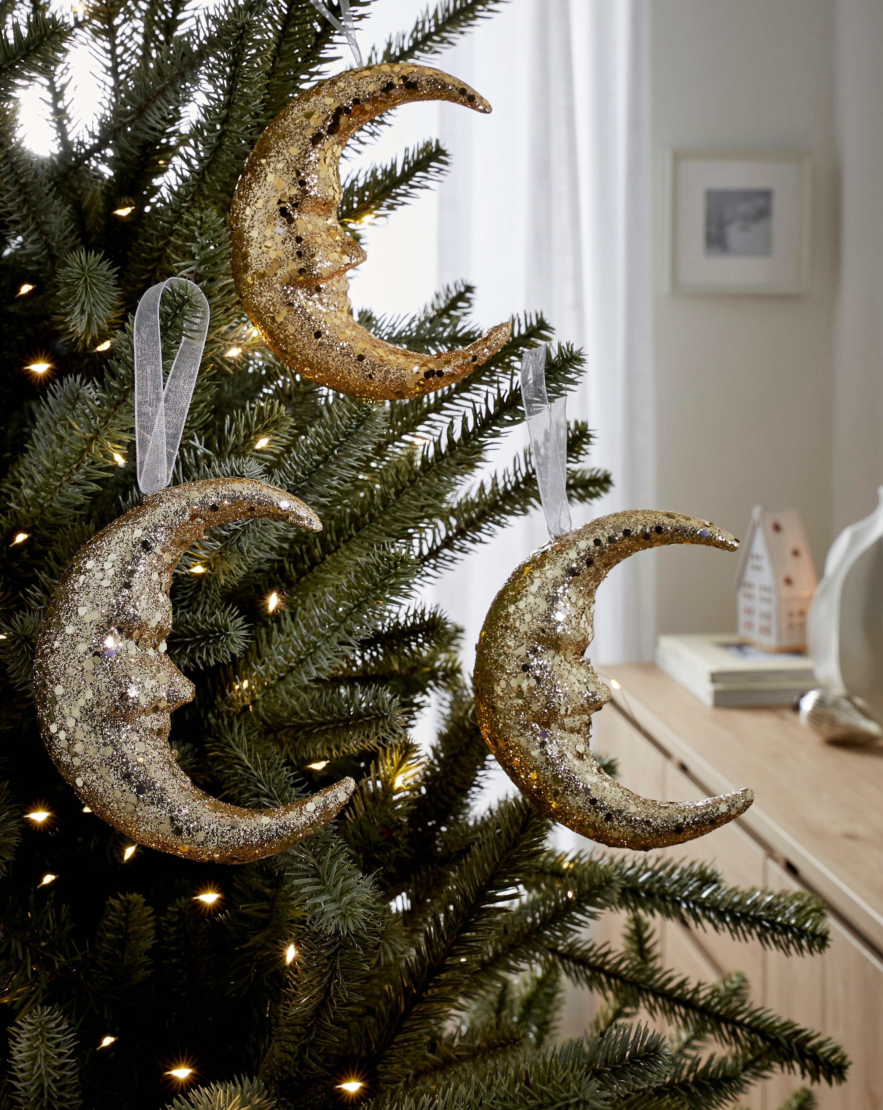 Gisela Graham 3 Gold Moon Face Dec