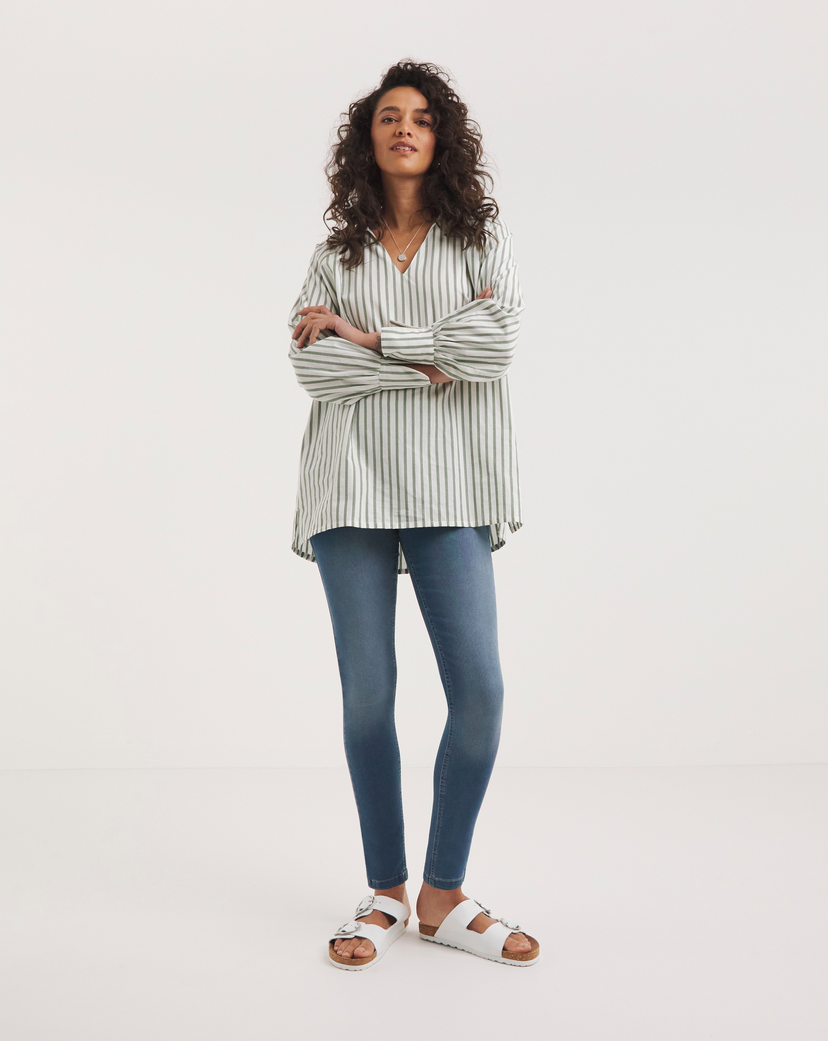 Amber Mid Blue Pull On Skinny Jeggings