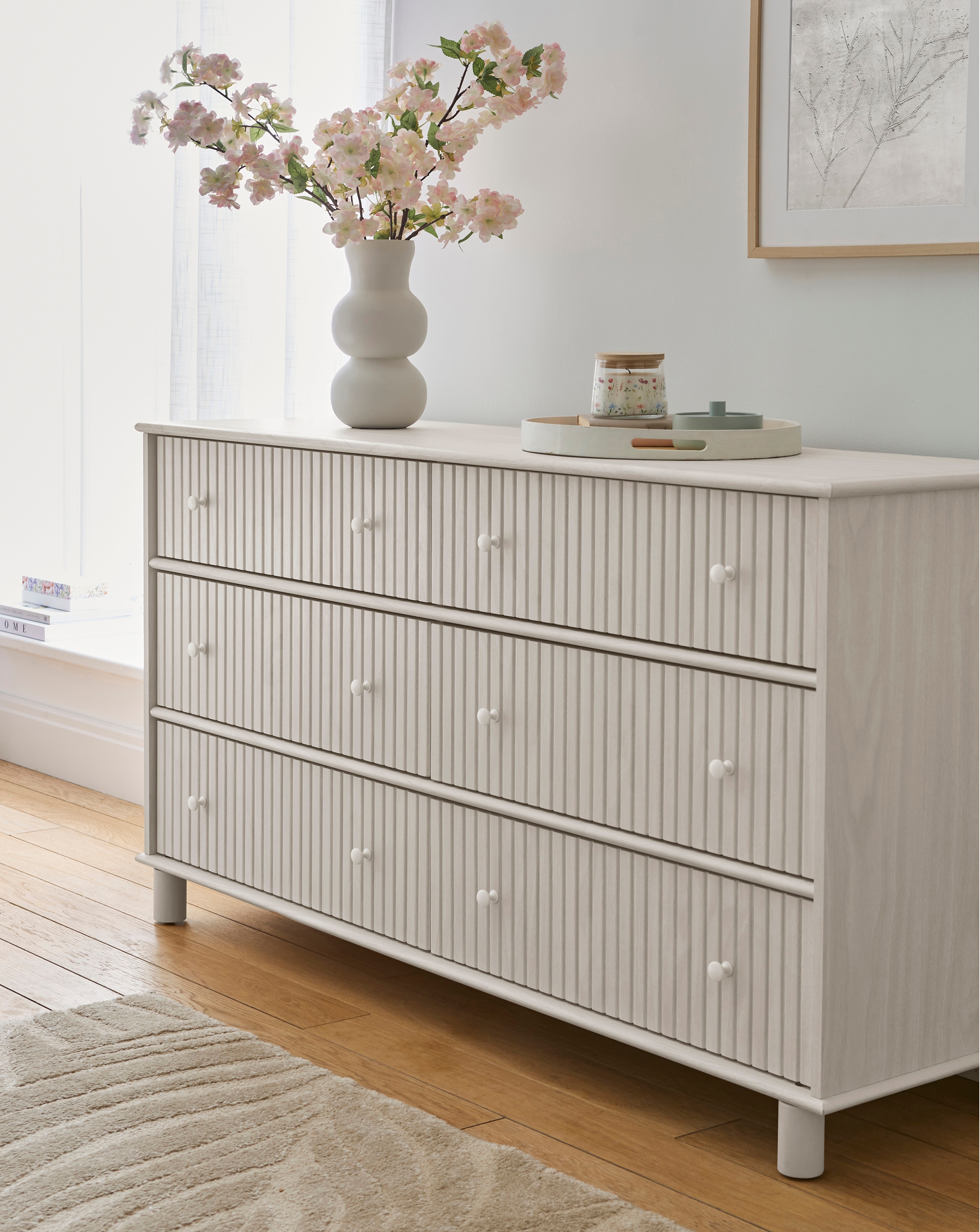 Julipa Latimer Lrg Chest Drawers