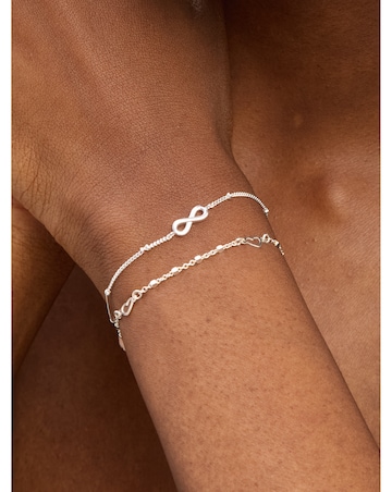 Simply Silver Sterling Silver 925 Polished Heart Station Bracelet