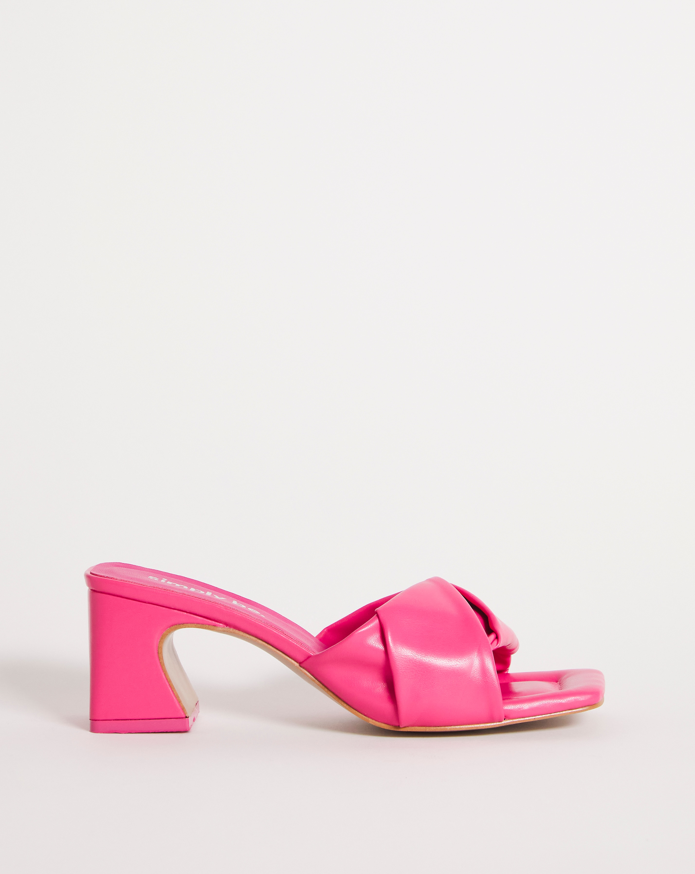 Volume Low Heeled Mule Sandals Wide