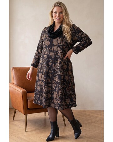 Roman Curve Abstract Print Snood Dress
