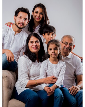 Activity Superstore Family Portrait Photoshoot