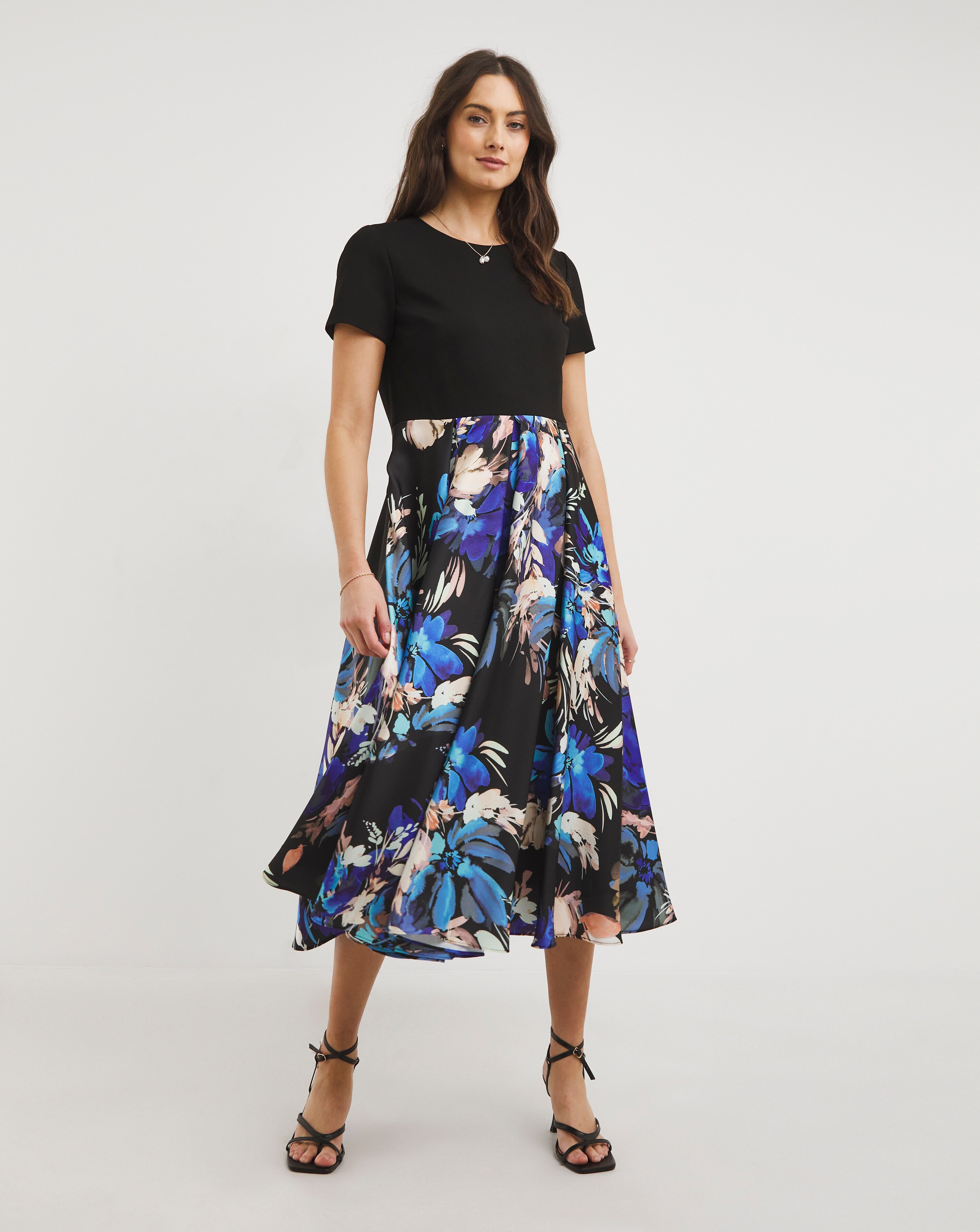 Joanna Hope Ballerina Prom Dress | Ambrose Wilson