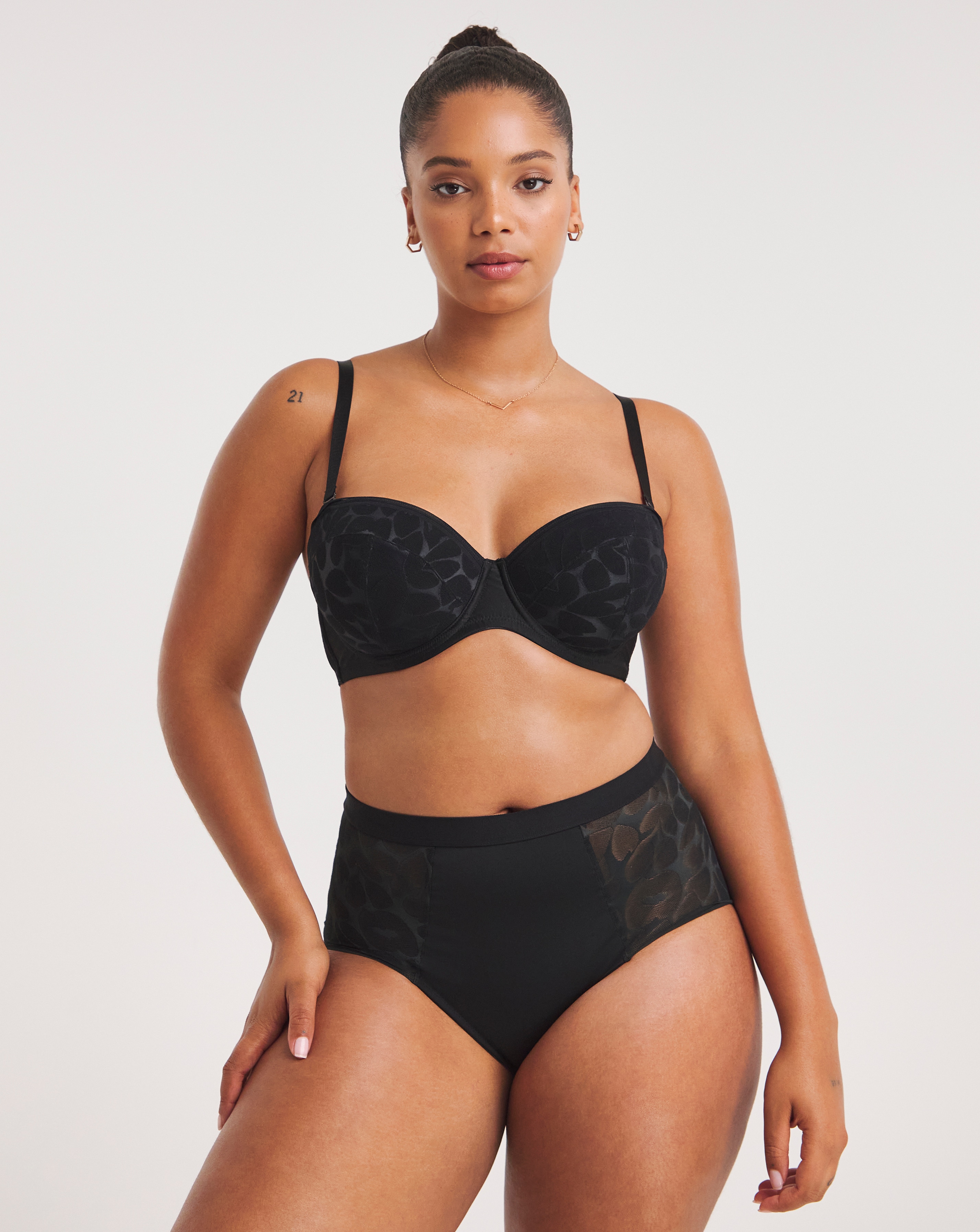 Black Underwired Padded Multiway Bra