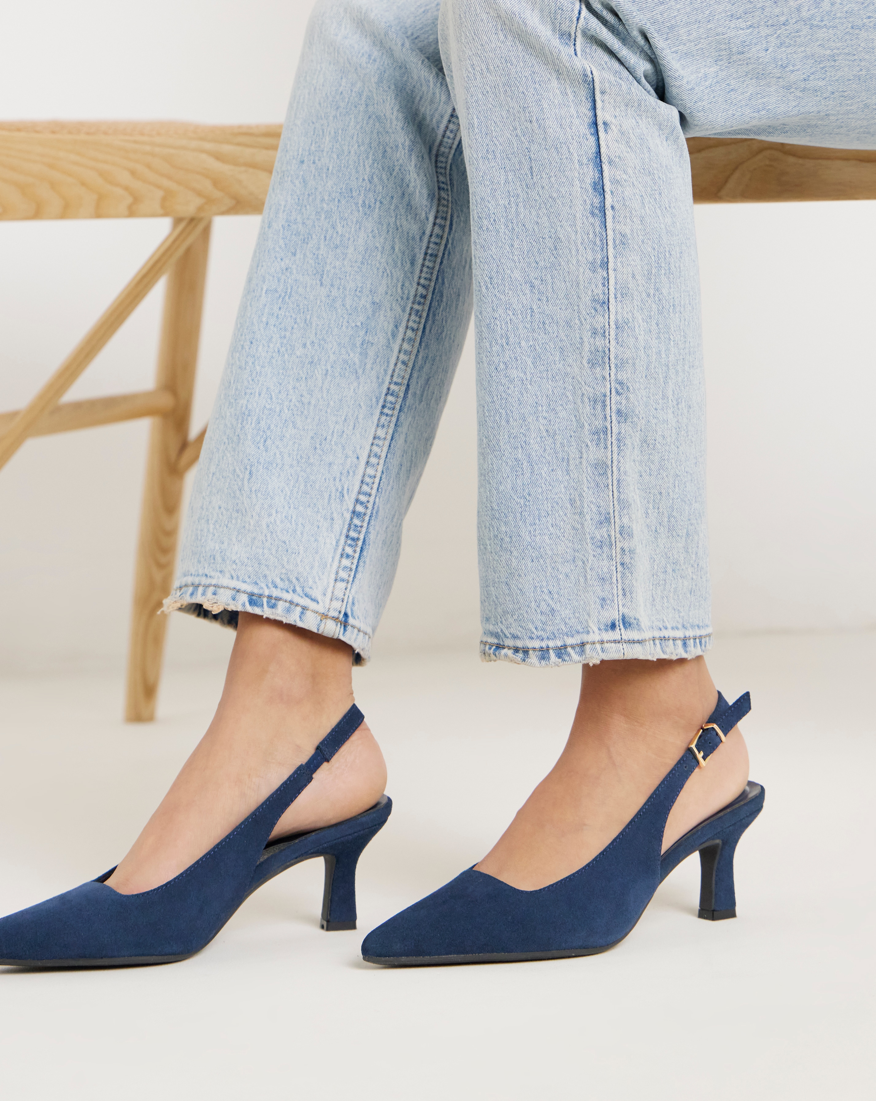 New In - Pointed Toe Slingback Heels Ex Wide