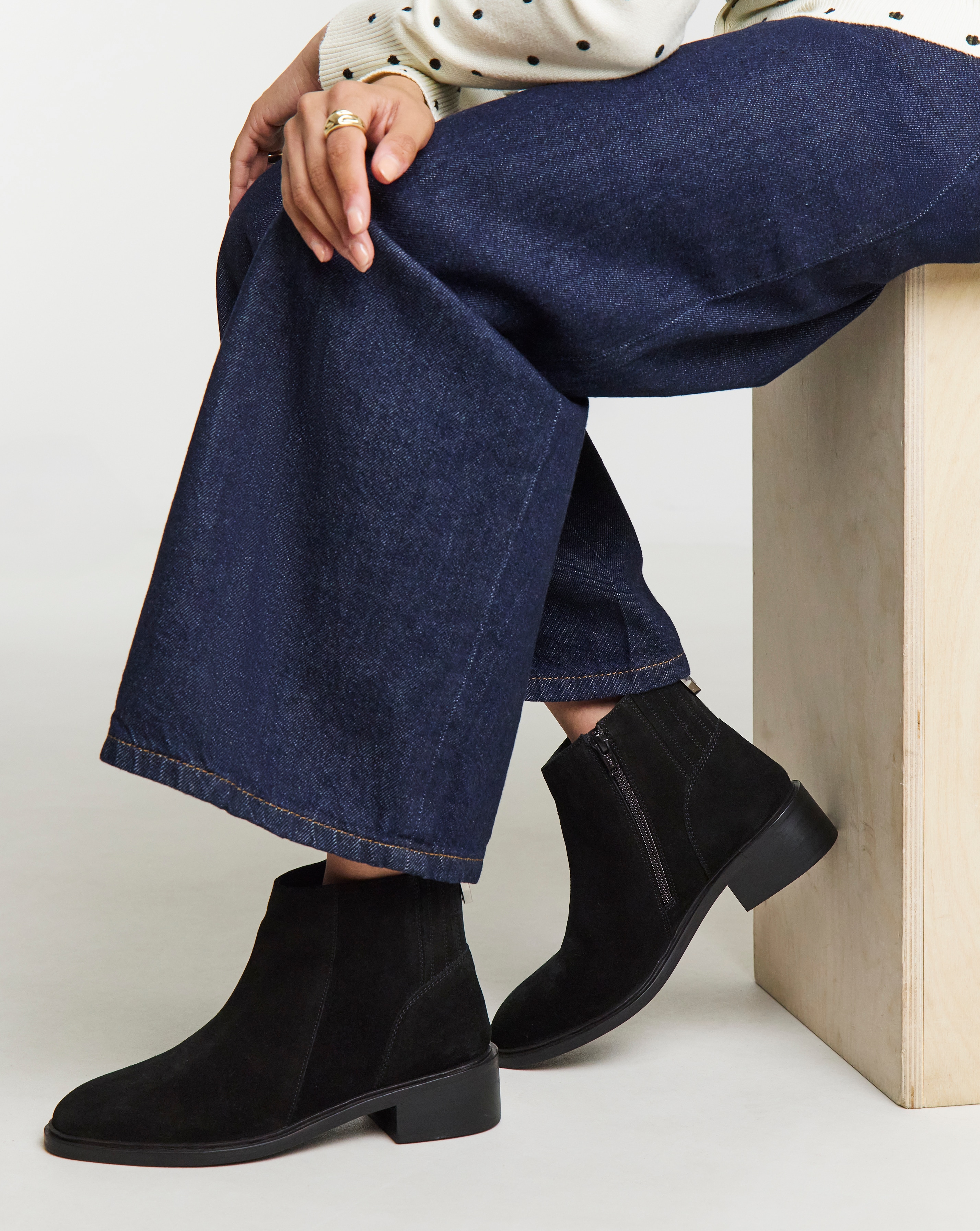 Hidden Gusset Ankle Boots Ex Wide