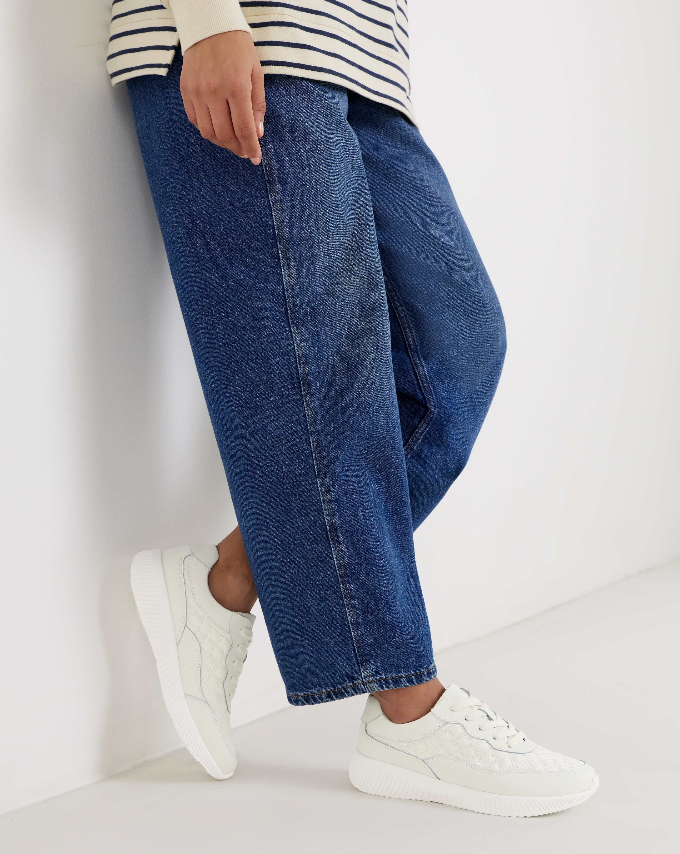 Lace Up Trainer Detail EEE Fit