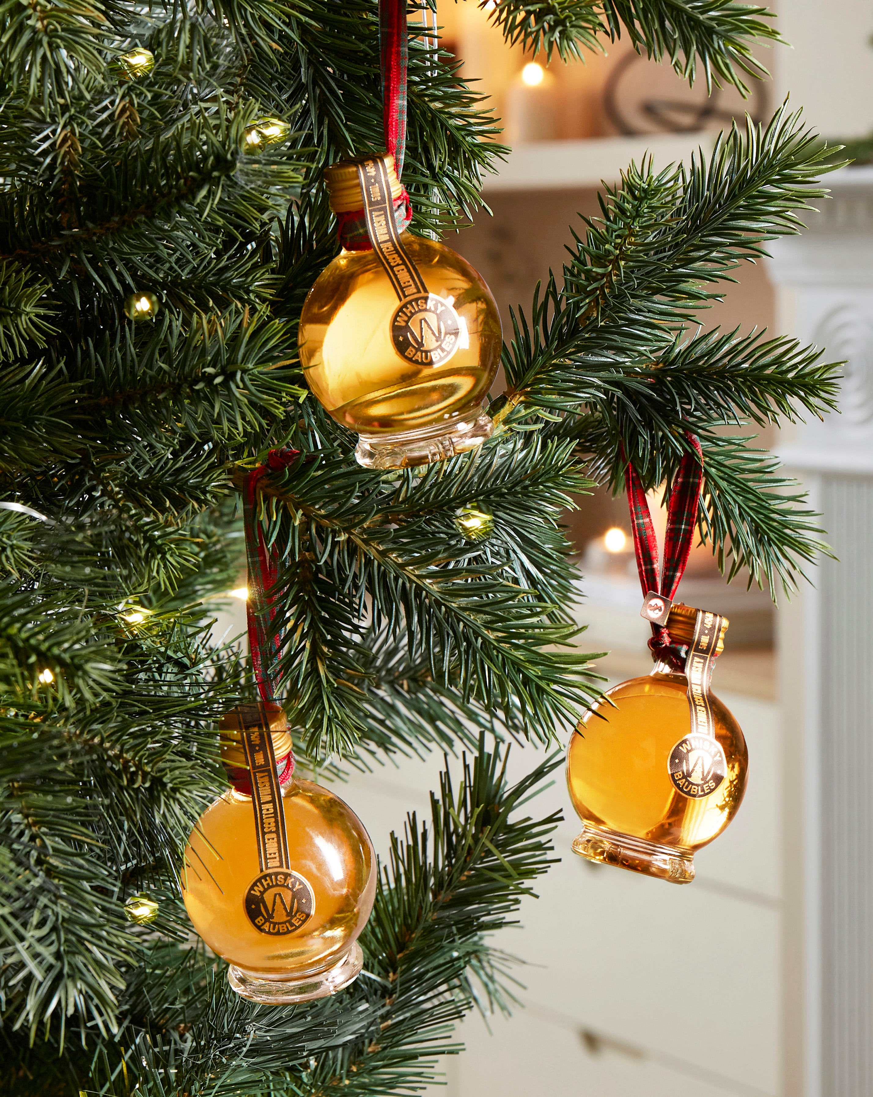 Scotch Whisky filled Baubles 3 x 50ml