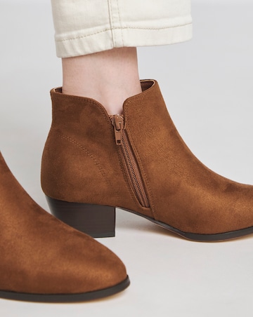 Meredith Ankle Western Boot - Wide Fit (E)