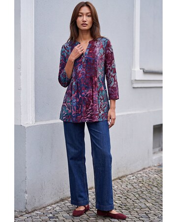 Roman Textured Burnout Print Shirt