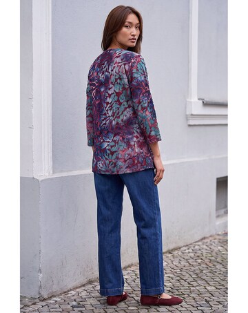 Roman Textured Burnout Print Shirt
