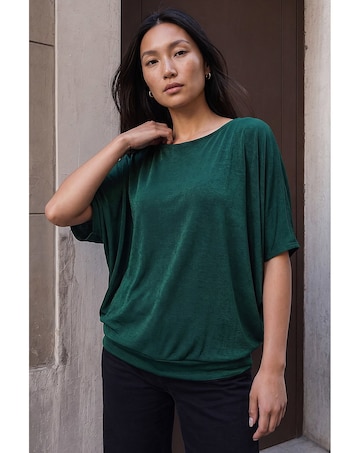 Roman Bubble Hem Stretch Top
