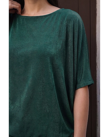 Roman Bubble Hem Stretch Top
