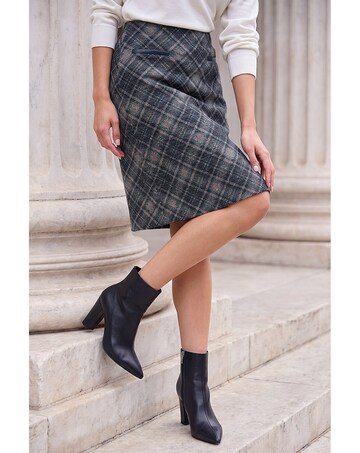 Roman Bias Check Pull On Skirt