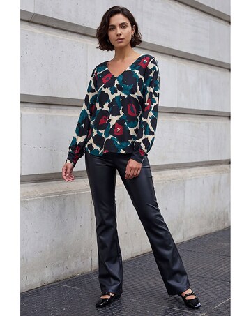 Roman Animal Print V-Neck Top