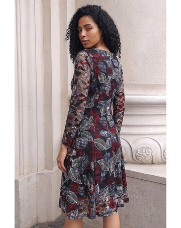 Roman Leaf Lace Stretch Dress