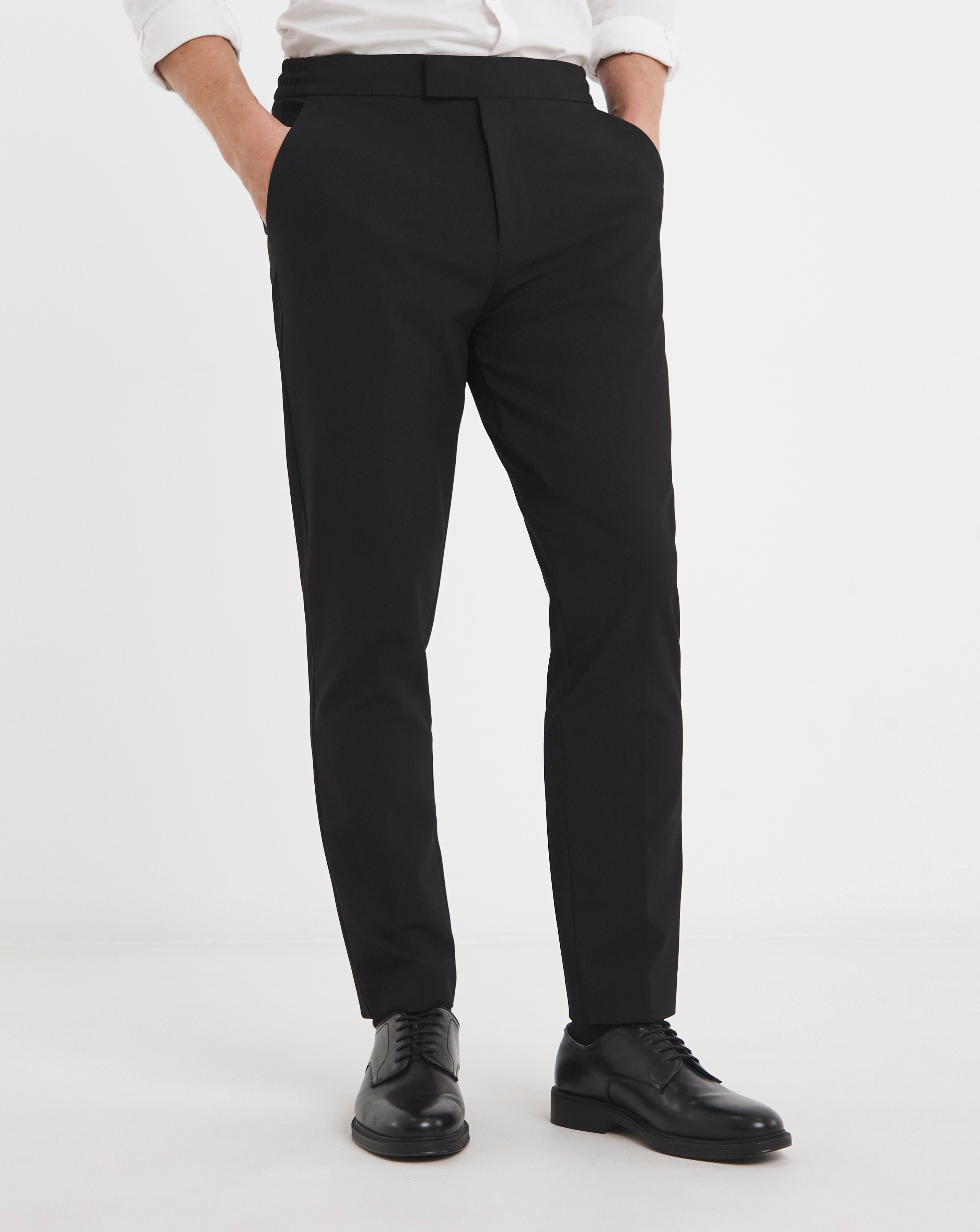 Tailored Premium Stretch Tapered Trouser