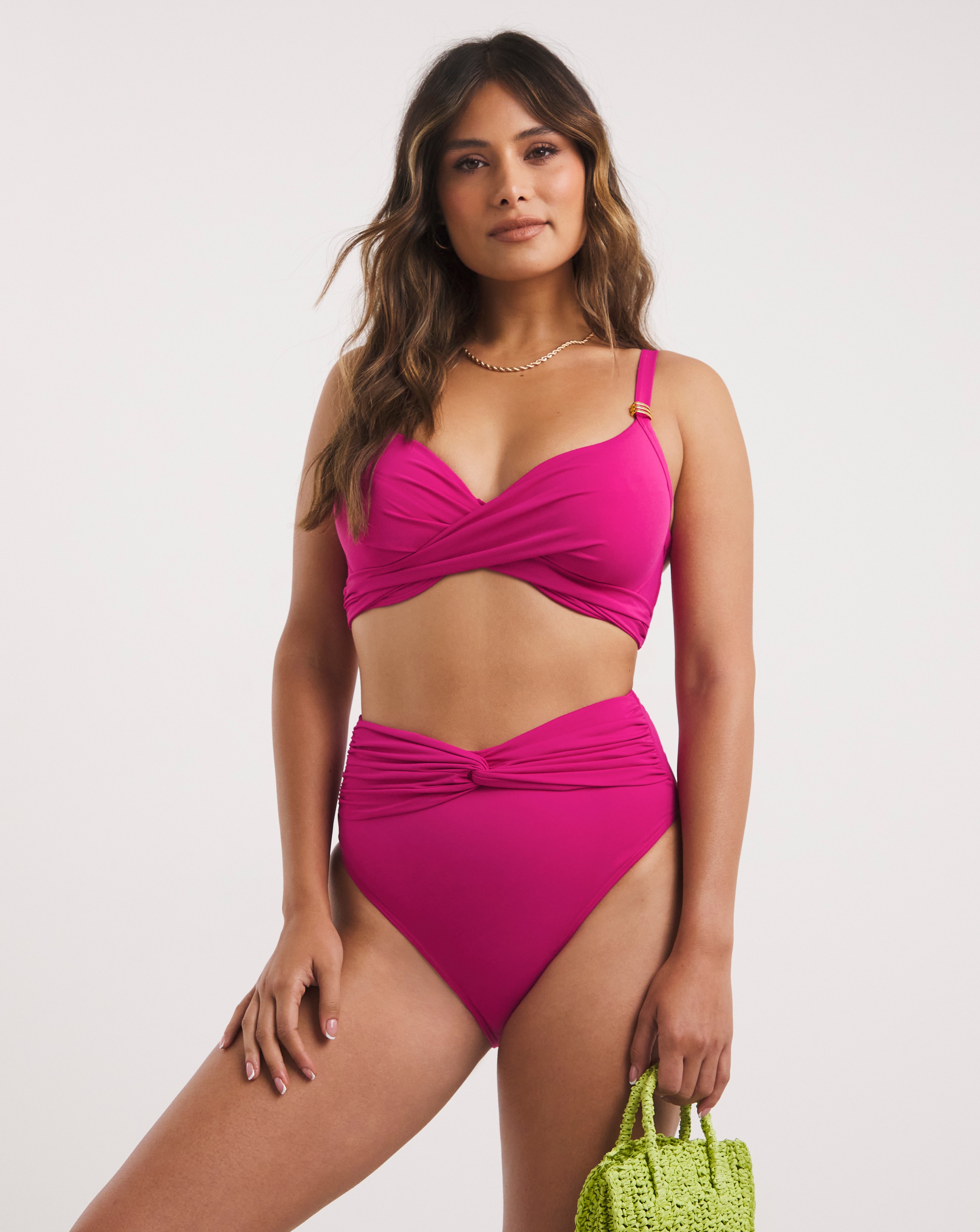 MAGISCULPT Twist Front Bikini Brief