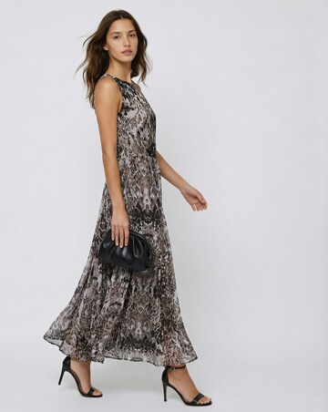 Religion Dress