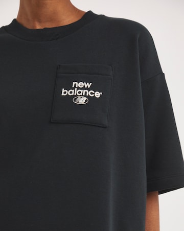 New Balance Essentials Graphic Dress