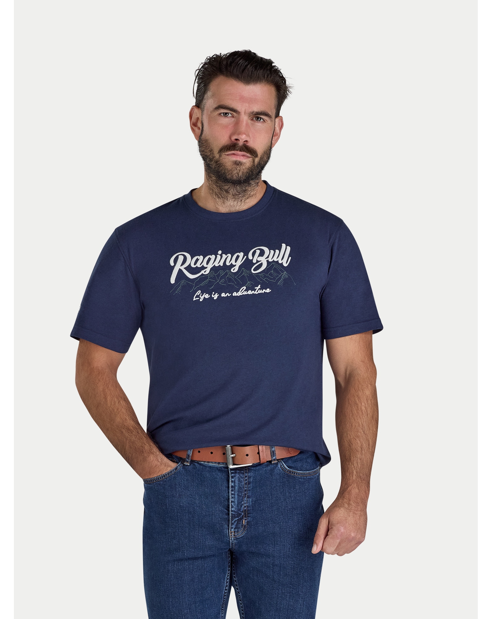 Raging Bull Embroid Mountains T-Shirt