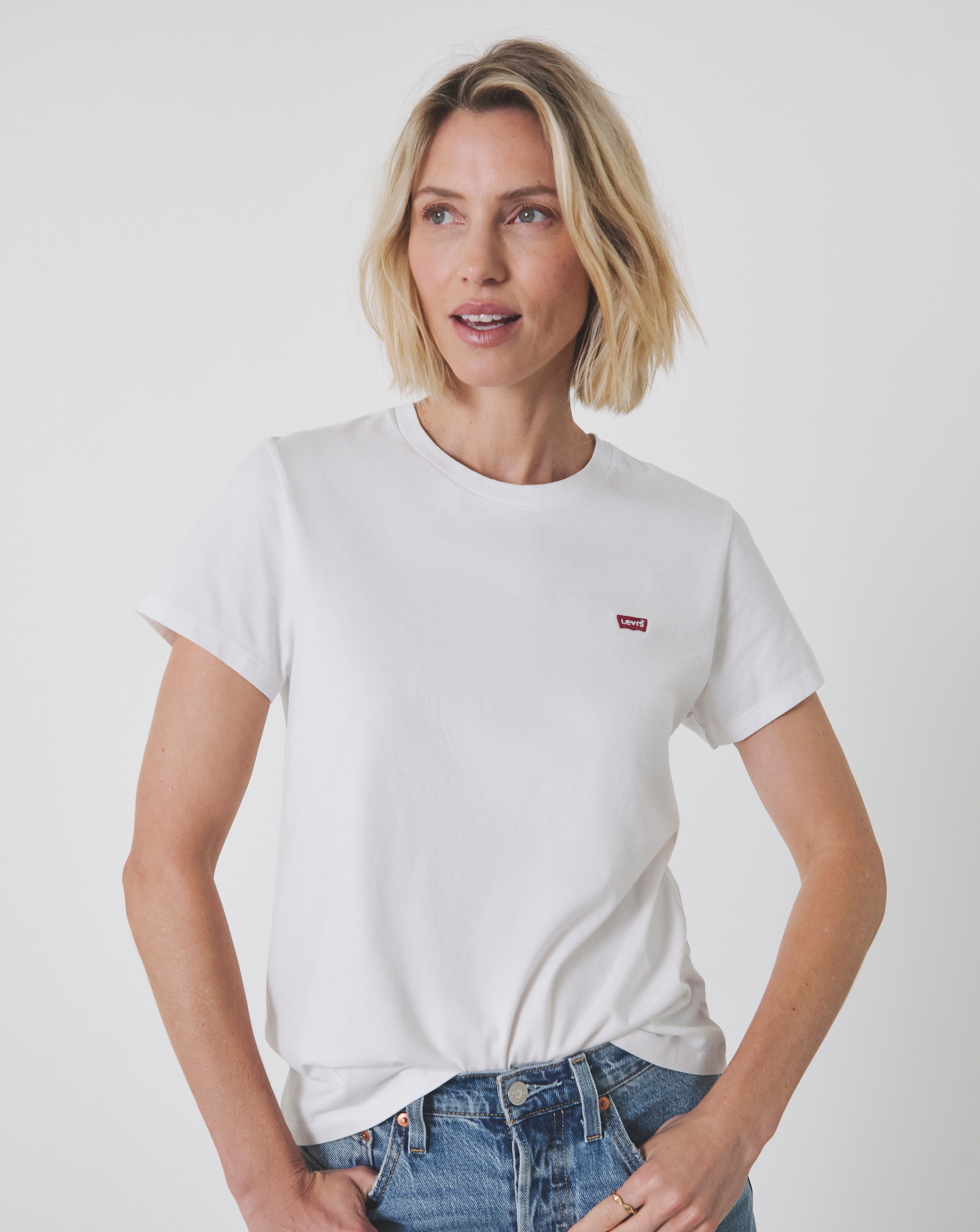 New In - Levi's Perfect Tee White