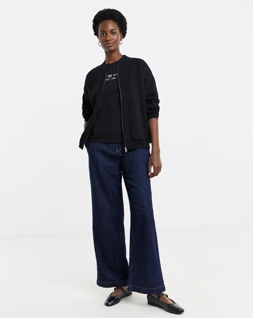 Tommy Hilfiger Modern Logo Crew Neck Sweatshirt