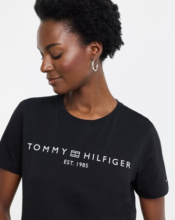 Tommy Hilfiger Modern Logo Crew Neck Sweatshirt