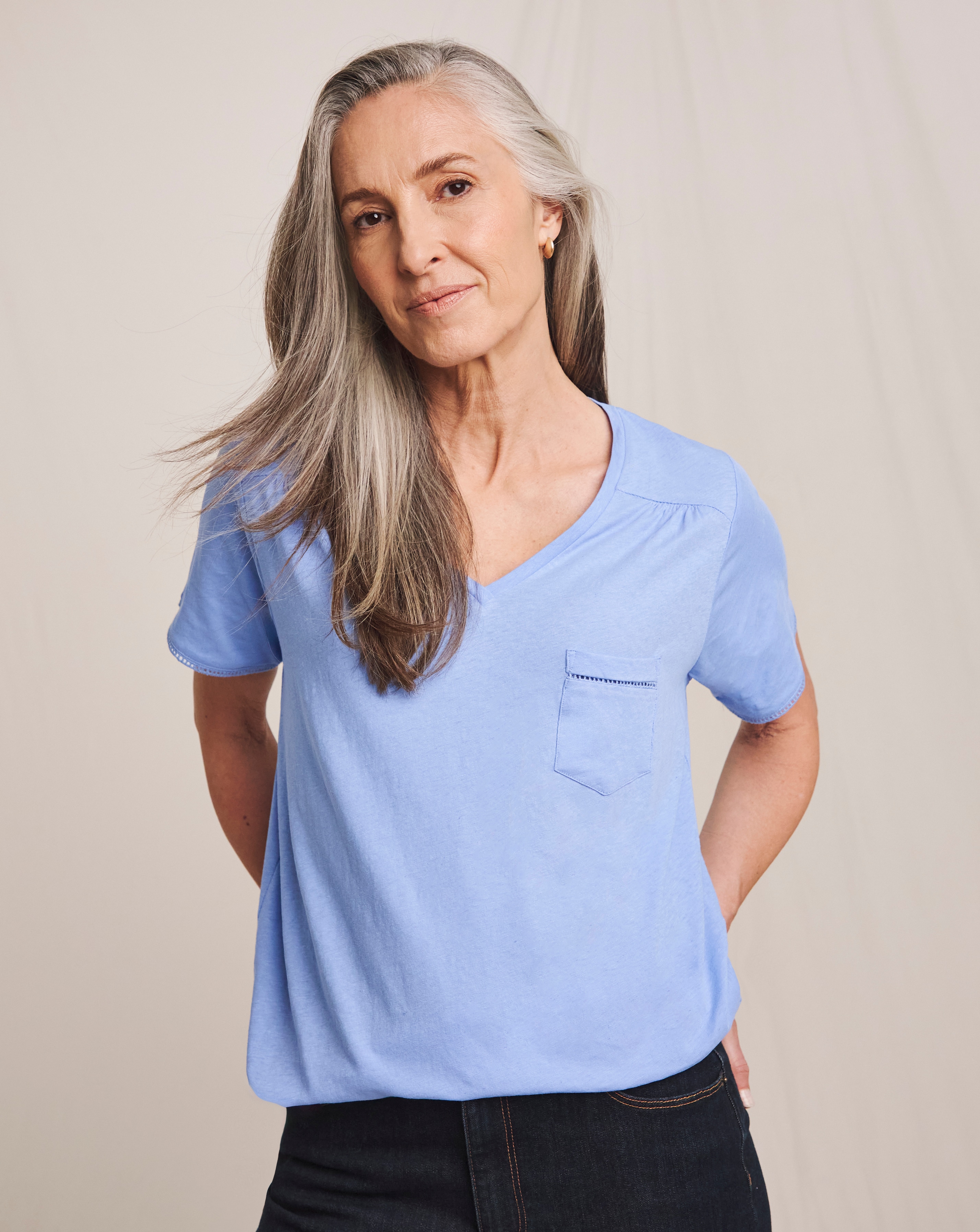 Julipa Linen Mix V-Neck Pocket T-Shirt