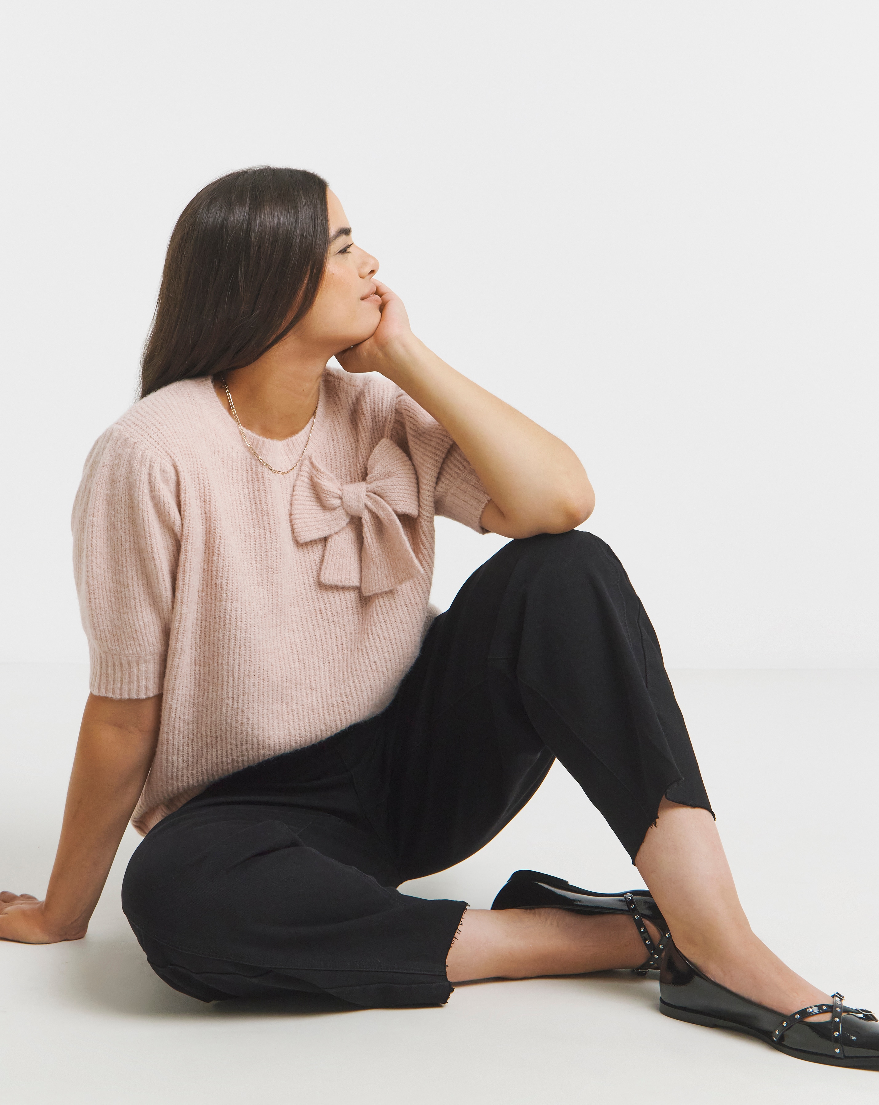 Puff Sleeve Bow Applique Knitted Top